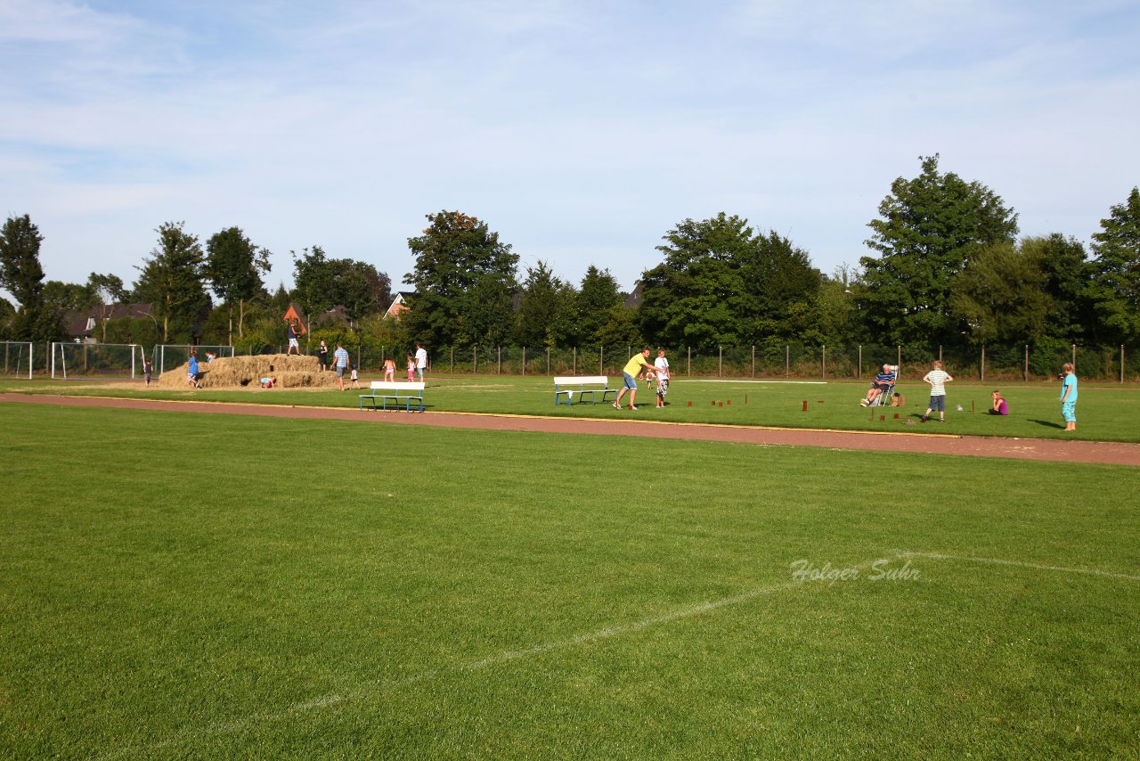 Bild 458 - Vogelschiessen am 18.8.12